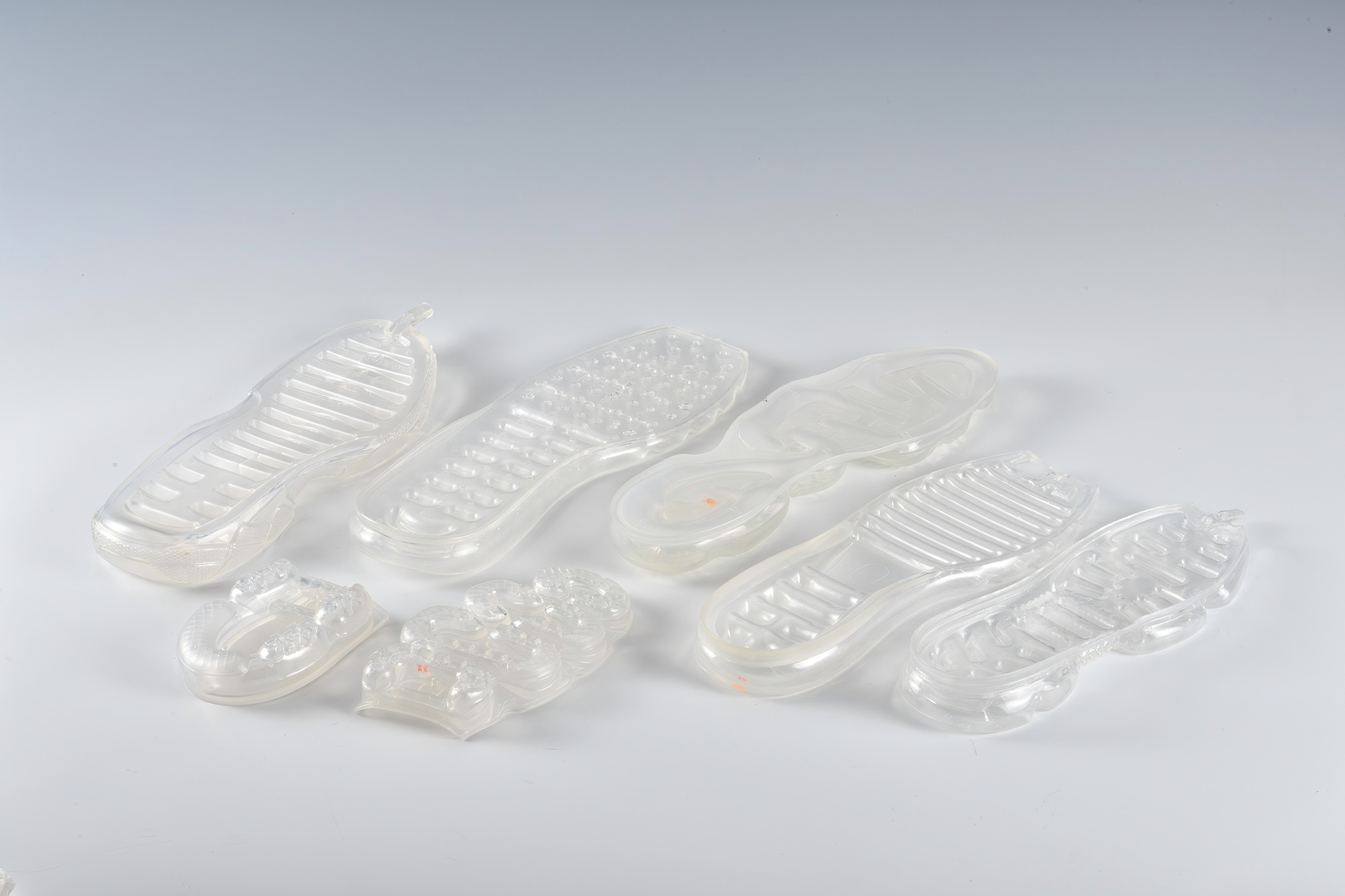 Sports shoe air cushion