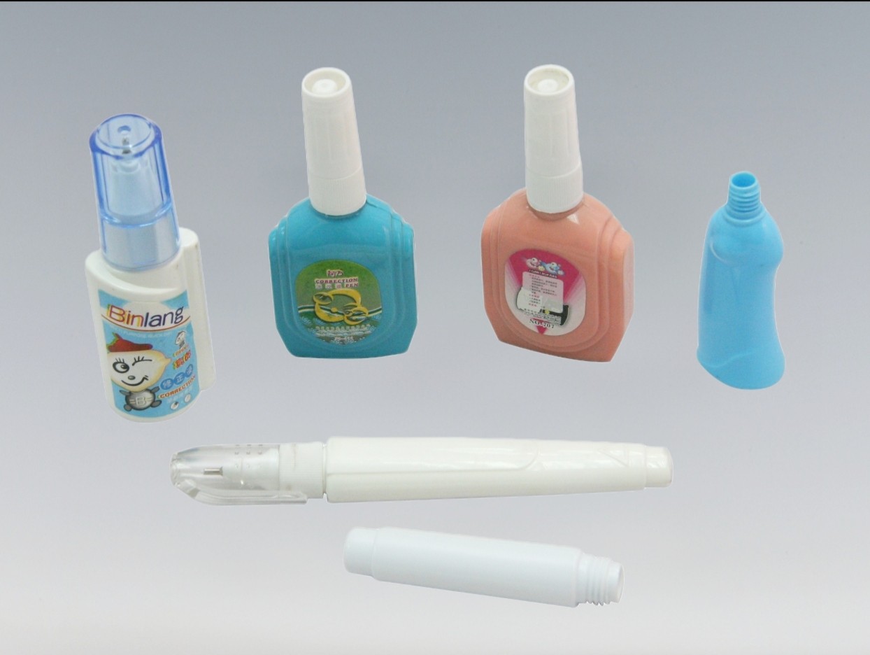 Correction fluid bottle